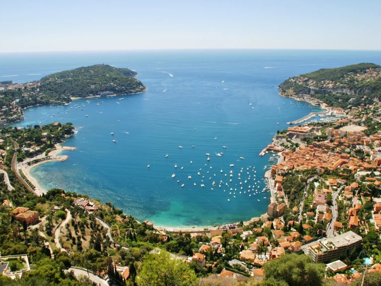 Noleggio barche Jeanneau Prestige 34 a Beaulieu-sur-Mer su Samboat