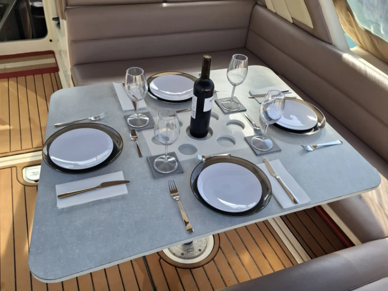 Barca a motore a noleggio a Valencia al miglior prezzo