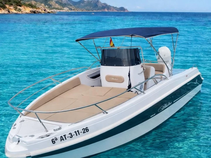 Noleggio a Marina De Cala D'Or – Blumax bluline 21 open su SamBoat