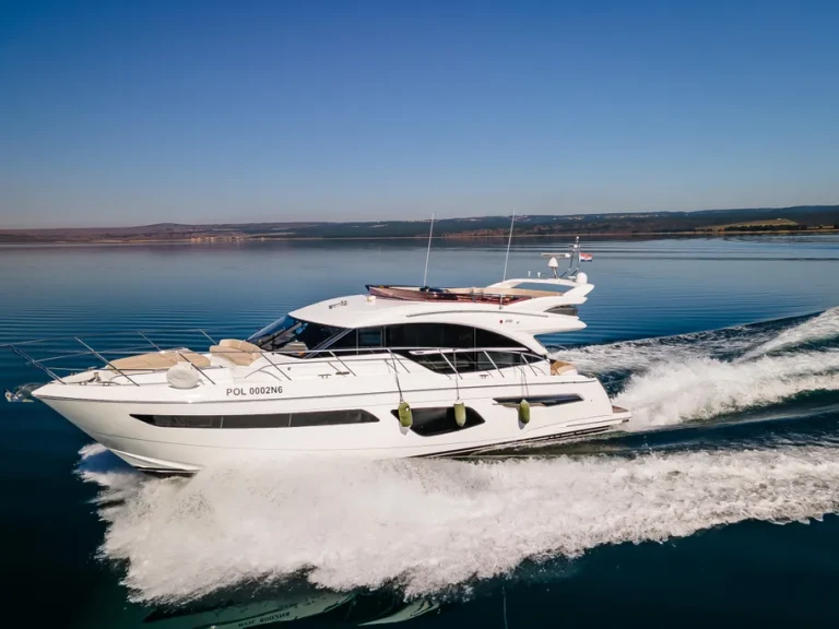Princess 55F da affittare a  Cannes
