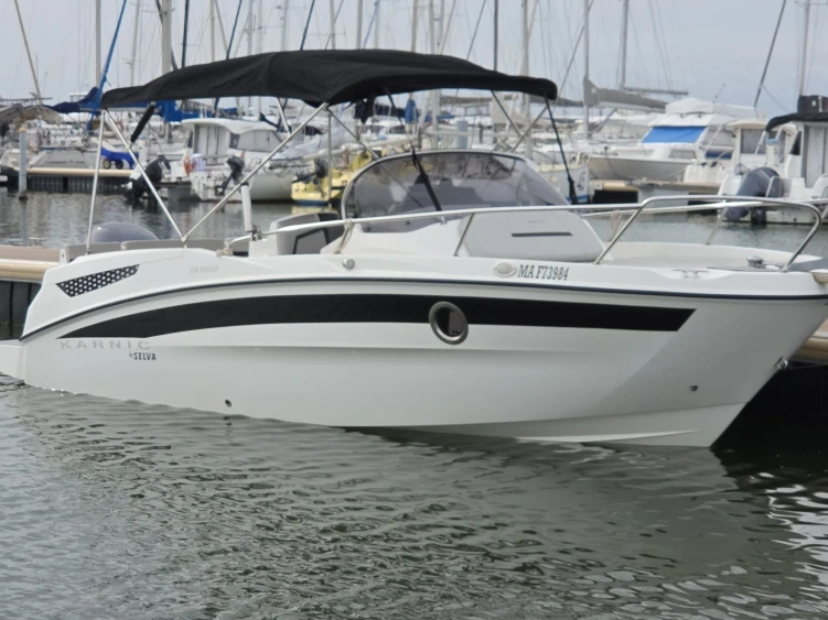 Noleggio Barca a motore con o senza skipper Karnic a Port-Camargue