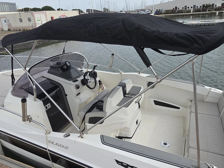 Noleggio barche Karnic 602 sl cruiser a Port-Camargue su Samboat