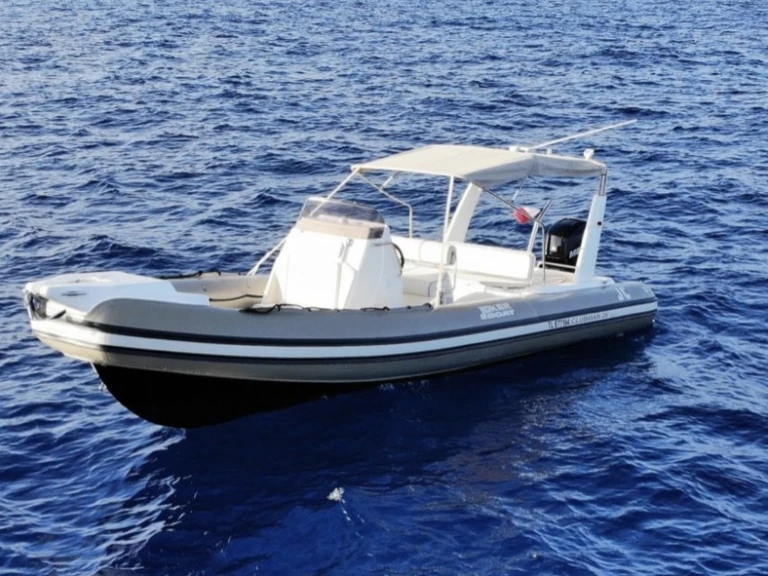 Noleggio a Grand Piquey – Joker Boat Clubman 26 Special su SamBoat