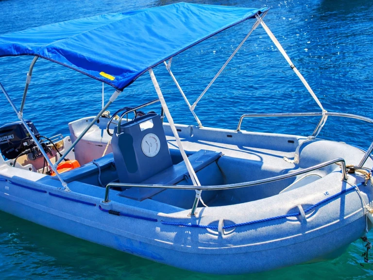 Noleggio a La Ciotat – Tohatsu NEVEUX SAS FUN YAK 3.90 su SamBoat