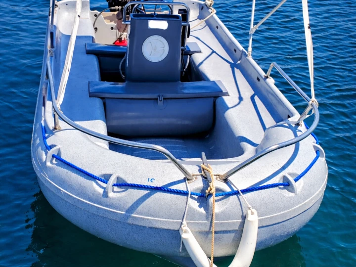 Noleggiare una Tohatsu NEVEUX SAS FUN YAK 3.90 a La Ciotat