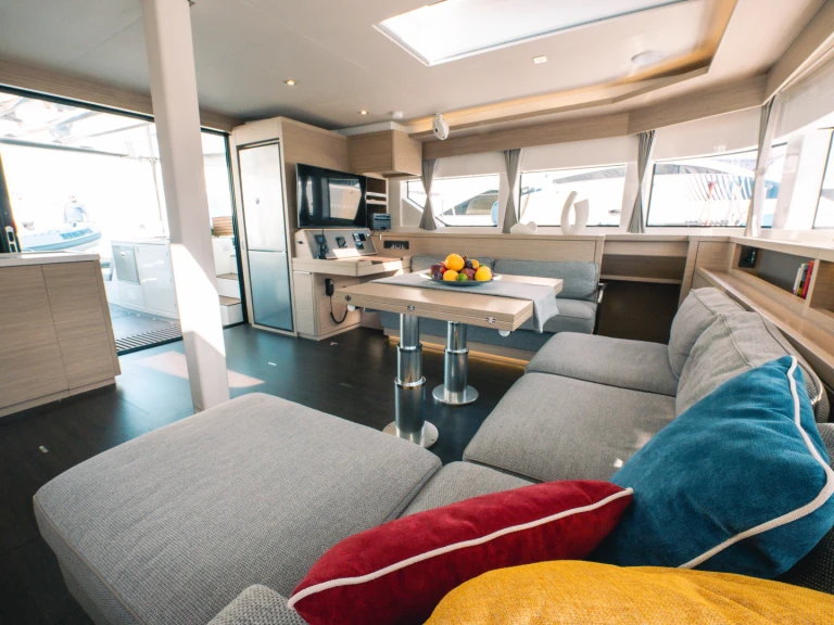 Noleggio a Olbia – Lagoon Lagoon 55 su SamBoat