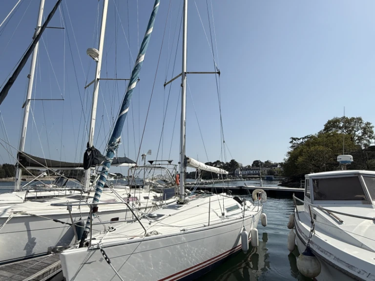Noleggiare una Jeanneau Sun Fast 32 a Sainte-Marine