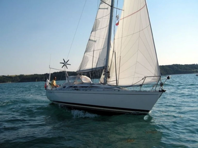 Noleggiare una Gibert Marine 31 a Loctudy