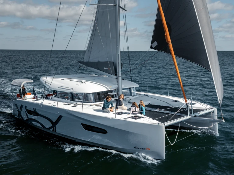 Catamarano a noleggio a Tal-Pietà al miglior prezzo