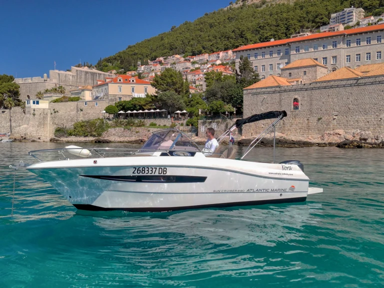 Noleggio a Ragusa (Dubrovnik) – Atlantic 690 sun cruiser su SamBoat