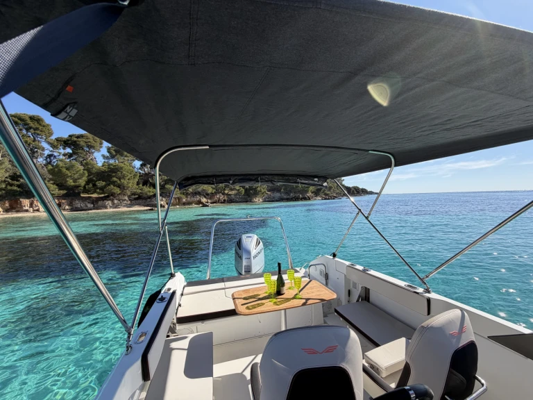 Noleggio Barca a motore a Mandelieu-la-Napoule – Bénéteau Flyer 7.7 SUNdeck
