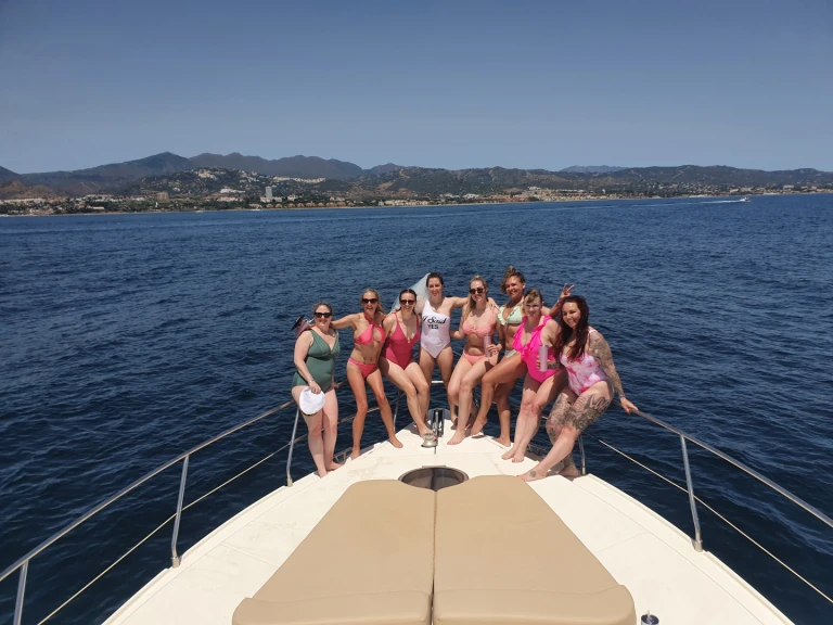 Noleggio Yacht di lusso Princess con patente nautica