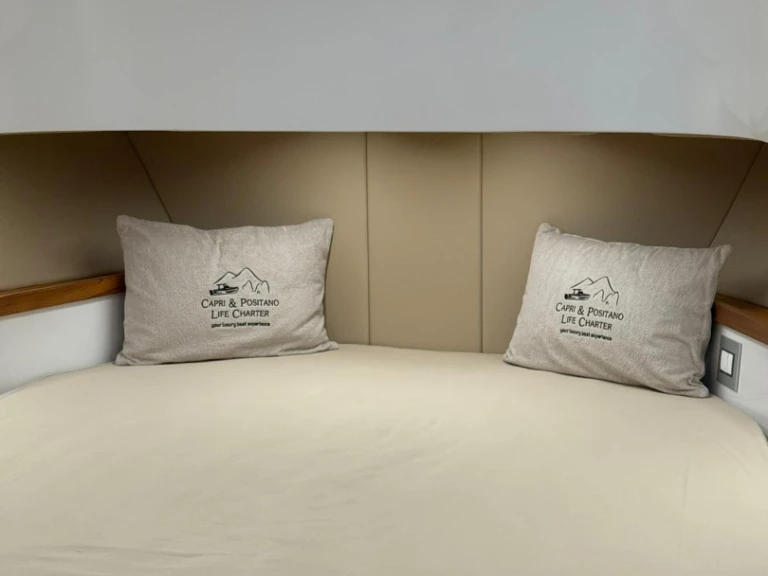 Noleggio a Sorrento – italyure 35 su SamBoat