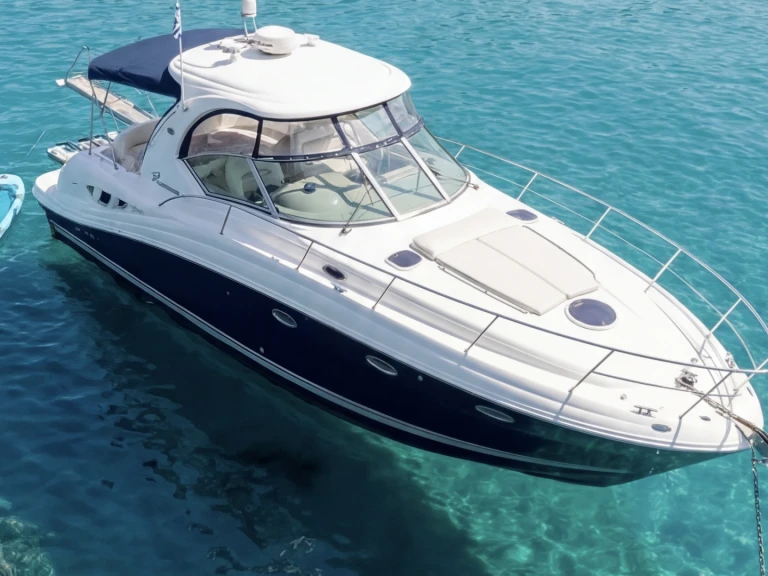 Barca a motore a noleggio a Skiathos al miglior prezzo