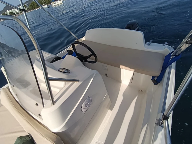 Noleggio Barca a motore con o senza skipper Remus a Sant Antoni de Portmany