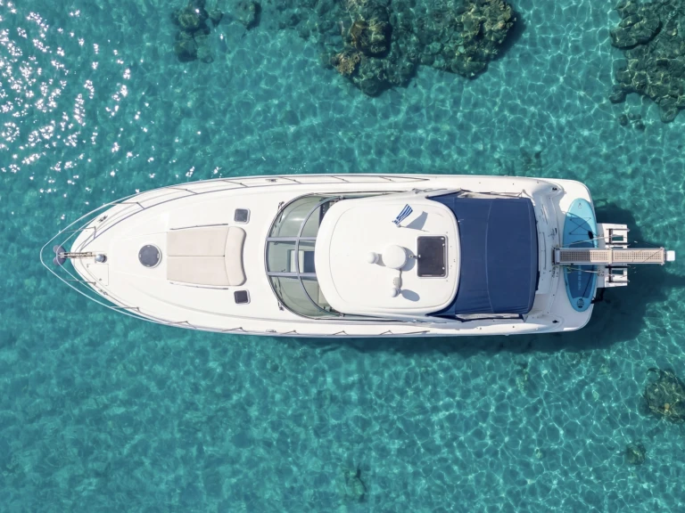Sea Ray Sea Ray 455 Sundancer da affittare a  Skiathos
