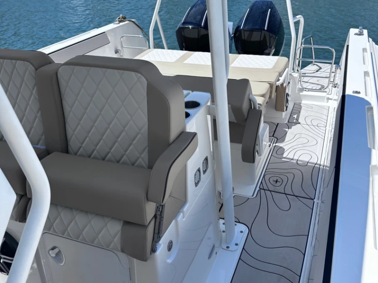 Noleggio Gommone a Cogolin – Zodiac X10CC