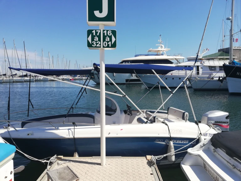 Noleggio Barca a motore Quicksilver con patente nautica