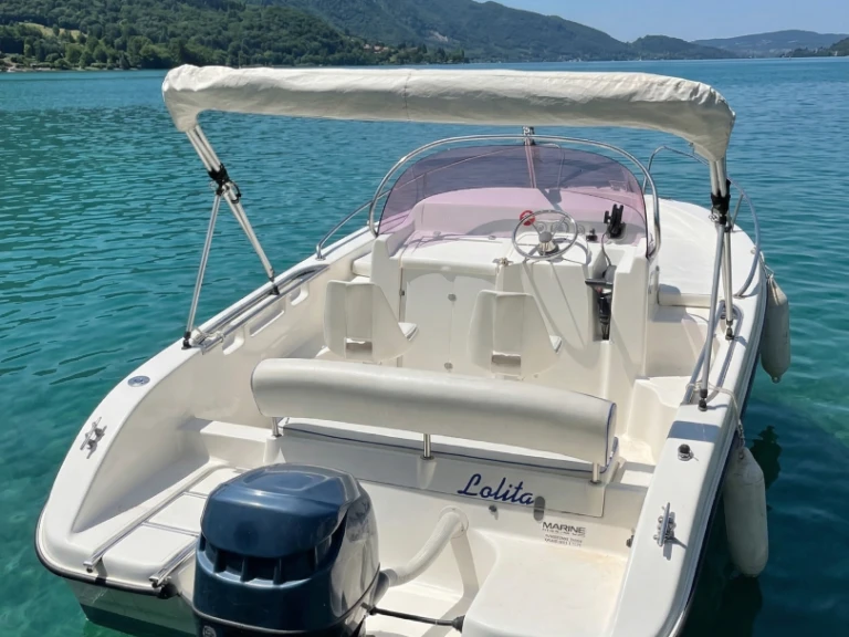 Noleggio Barca a motore a Aix-les-Bains – Everset EVEREST SUNDECK 584