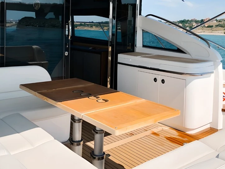 Noleggio barche Castellammare di Stabia economico Princess 52 Fly