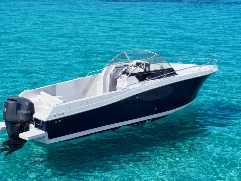 Noleggio Barca a motore Pacific Craft con patente nautica