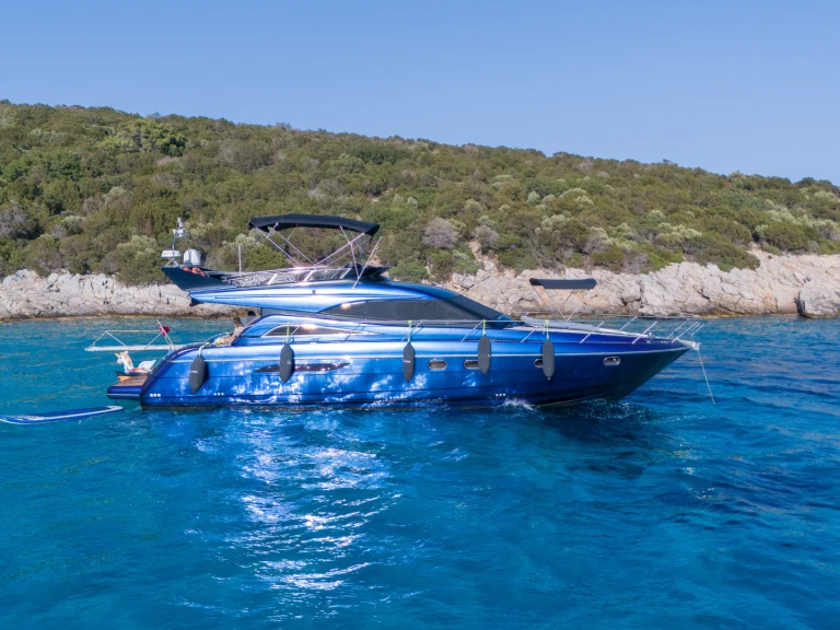 Noleggio Yacht di lusso Princess con patente nautica