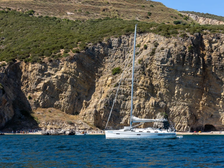 Noleggiare una Bavaria Bavaria 40 Cruiser a Sines