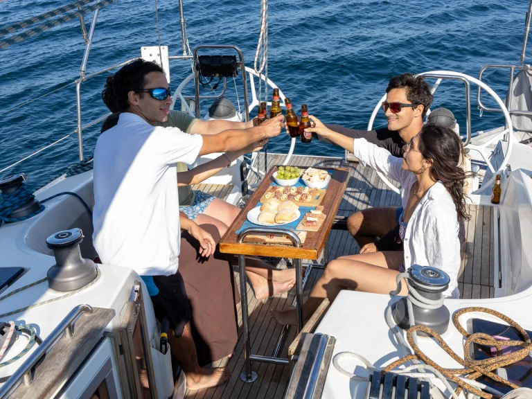 Noleggio Barca a vela con o senza skipper Bavaria a Sines