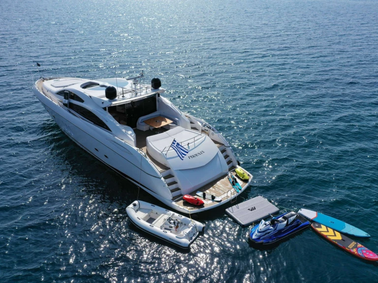 Noleggio Yacht di lusso a Gouviá – Sunseeker PHOENIX