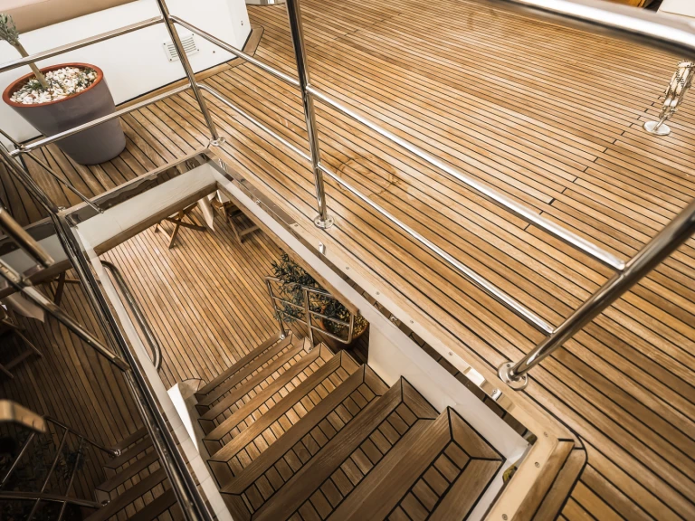 Noleggio Yacht di lusso  con patente nautica