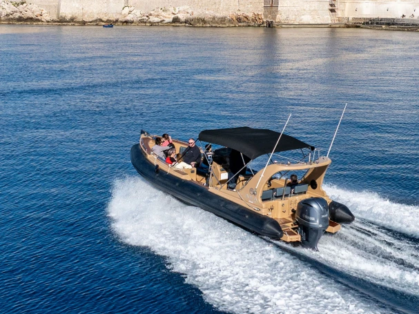 Aga Marine AGA Soul 750 da affittare a  Marina Frapa Dubrovnik
