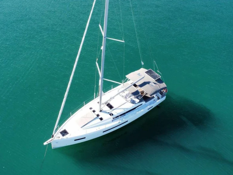 Noleggio barche Skiathos economico Sun Odyssey 490