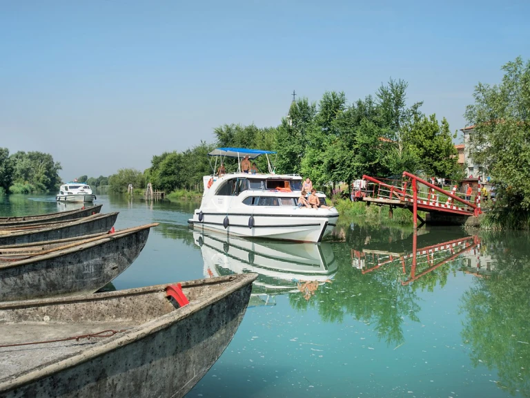 Noleggiare una Houseboat Holidays Italia S.R.L. Minuetto 6 a Casale sul Sile