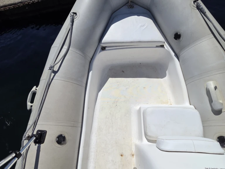 Noleggio barche Toulon economico International