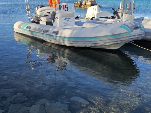 Capelli Lancer 480 da affittare a  La Maddalena