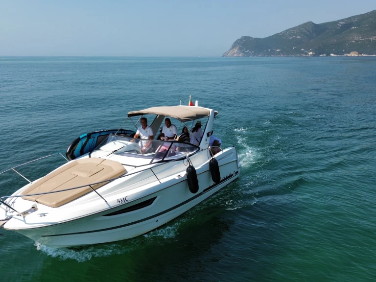 Noleggio a Marina de Tróia – Jeanneau Leader 8 su SamBoat