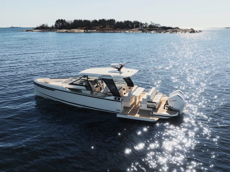 Noleggio Barca a motore Saxdor con patente nautica