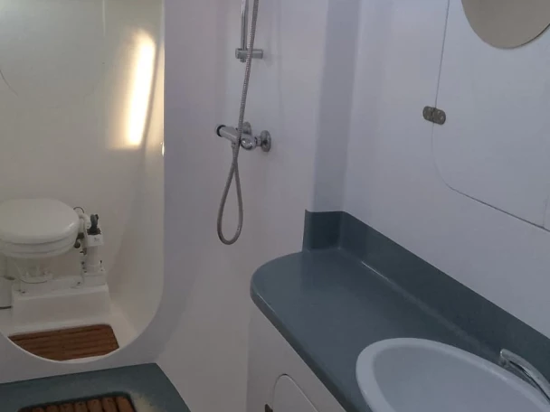 Noleggiare una Lerouge VIK 125 a Francia