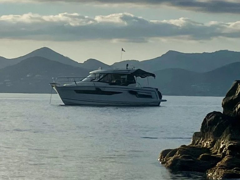 Noleggio barche Jeanneau Merry Fisher 895 Cruiser a Mandelieu-la-Napoule su Samboat