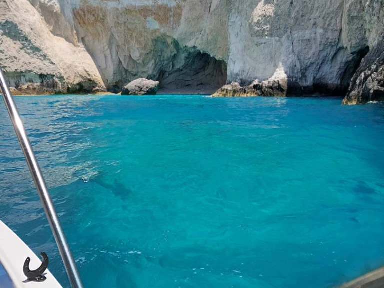 Noleggio a Kerí – Poseidon Blu Water 170 su SamBoat