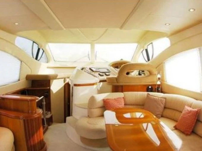 Noleggio barche Azimut Azimut 46 Fly a Punta Ala su Samboat