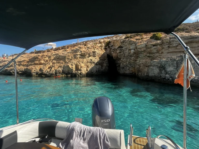 Noleggiare una Eolo Eolo 650 Day L a Qawra