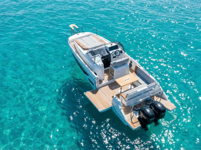 Noleggio barche Ibiza Town economico FLYER 9 SUNdeck