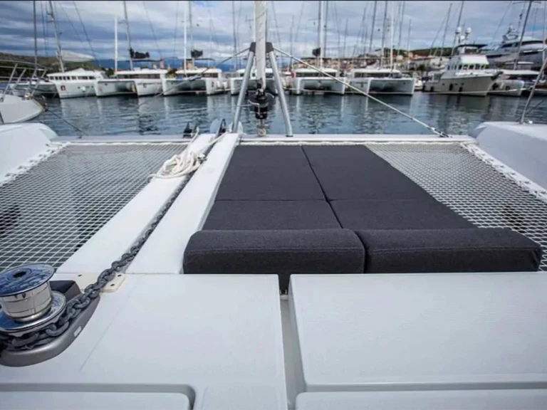 Noleggio Catamarano con o senza skipper Lagoon a Pescara