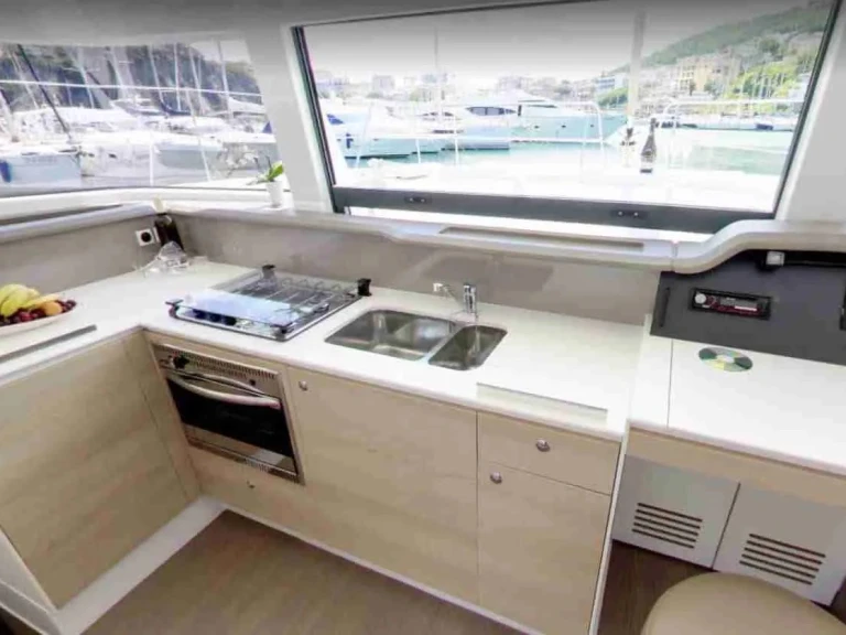 Noleggio Catamarano con o senza skipper Bali a Agropoli