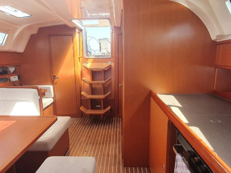 Bavaria Cruiser 41 da affittare a  Portisco