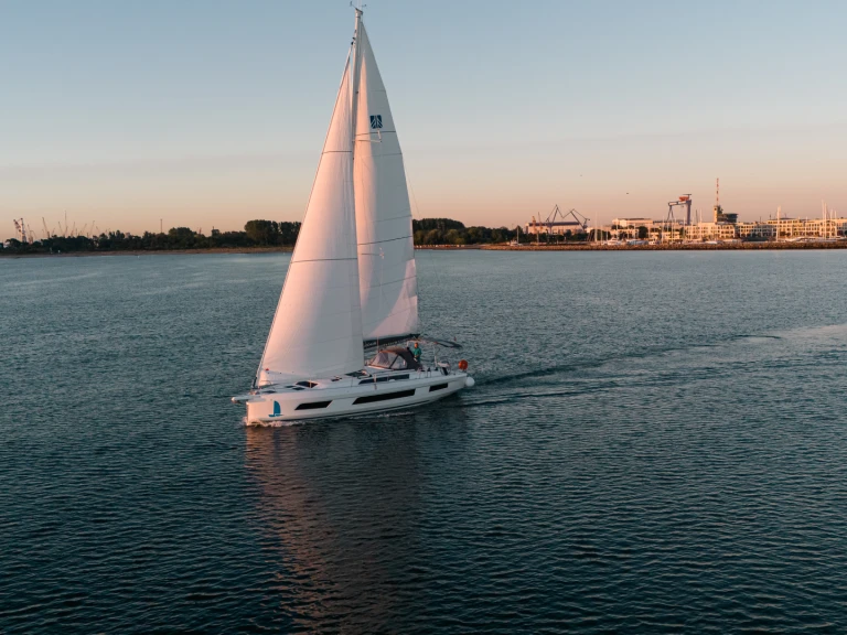 Noleggio Barca a vela Dufour con patente nautica