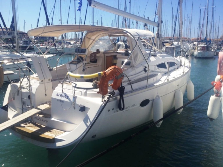 Noleggio Barca a vela Elan con patente nautica