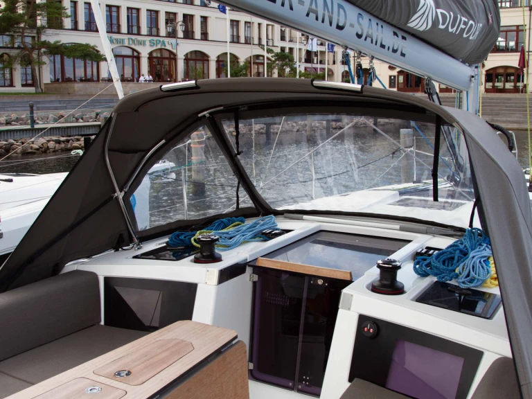 Barca a vela a noleggio a Rostock al miglior prezzo