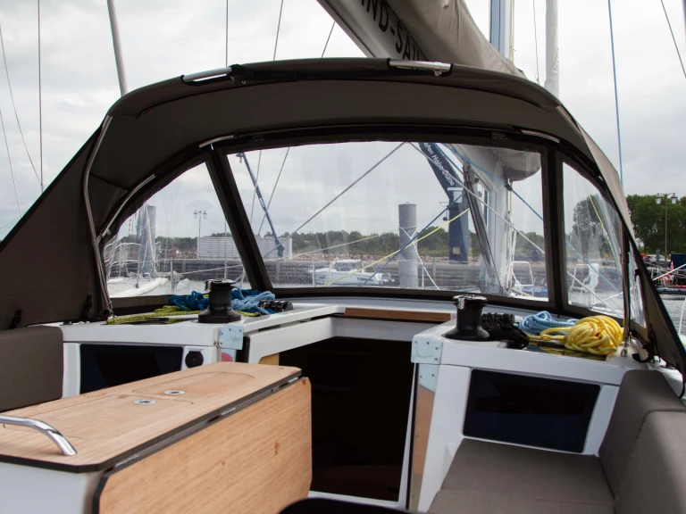 Noleggio Barca a vela Dufour con patente nautica